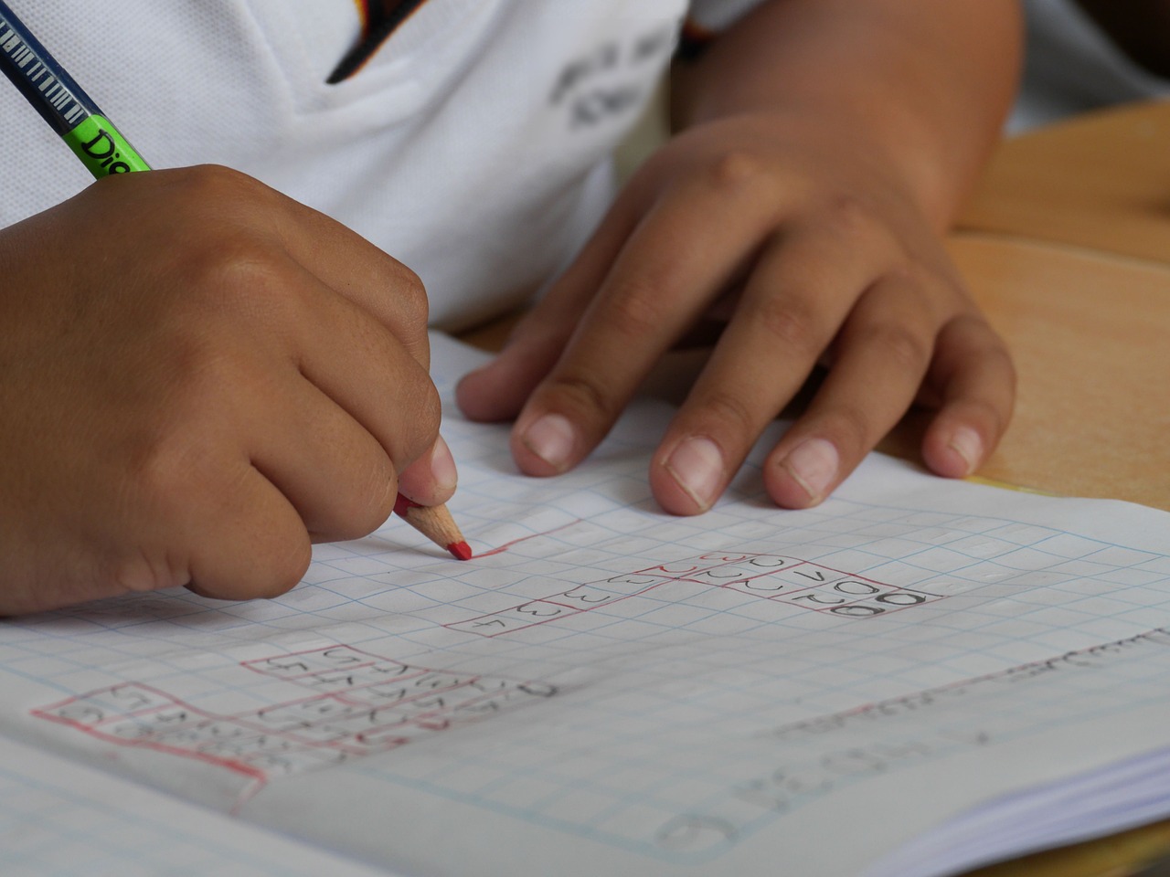 Faut-il une autorisation pour faire l'&eacute;cole &agrave; la maison ?